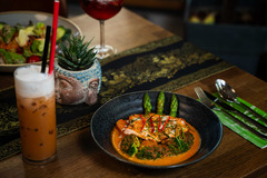 Authentisches thailändisches Curry im thailändischen Restaurant in Nürnberg