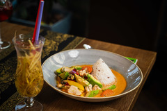 Authentisches thailändisches Curry im thailändischen Restaurant in Nürnberg
