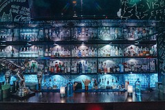 Die rote Bar
Bars & Pubs