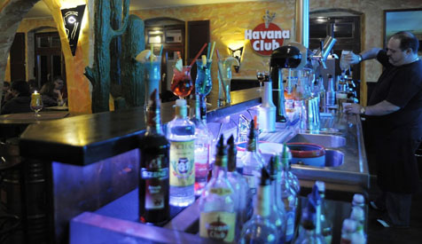 el Poco Loco - Cantina Mexicana Bar: An unserer Bar gibts leckere Cocktails