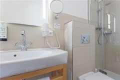 Bathroom Standard Double room