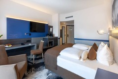 Double Room Grimm blue