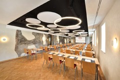 Meeting & Event Room Baroque Room (Meeting Setup Classroom)