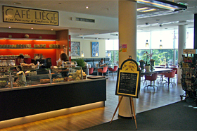 Cafe Liege: Unser Cafe in der Buchandlung