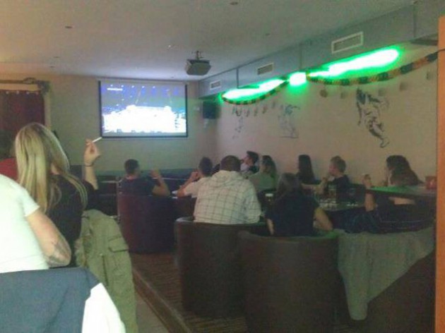 B14 Sportsbar: