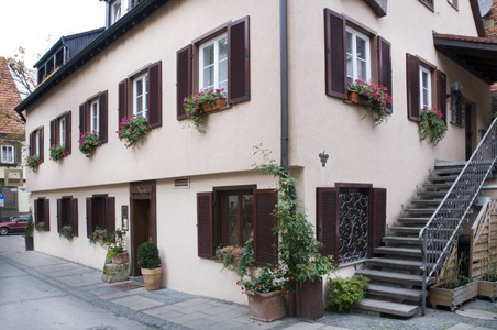 Weinstube am Stadtgraben: Treten Sie näher und kommen Sie nur herein - wir freuen uns auf Sie!