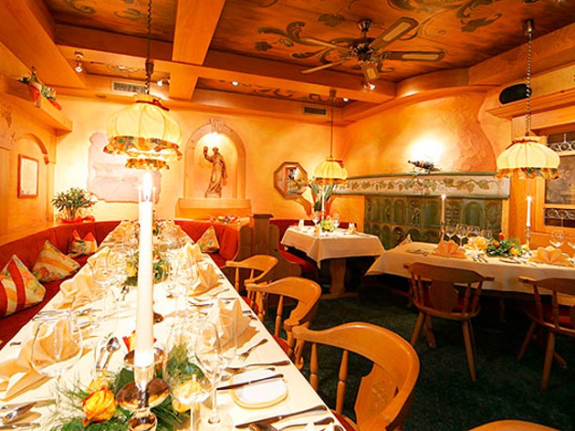 Hotel Restaurant PETERSHOF: HERZLICH WILLKOMMEN im Petershof