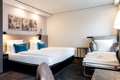 Hotel Motel One Dresden-Palaisplatz - Family One