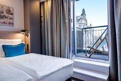 Hotel Motel One Dresden-Palaisplatz - Balcony