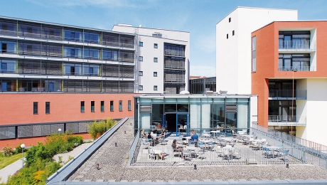 Café in der Virngrund-Klinik & Kiosk: Die Terrasse
