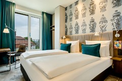 Hotel Motel One Dresden am Zwinger - Room