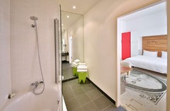 Superior Room bathroom
