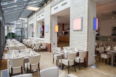 Breakfast restaurant