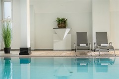Pool - indoor