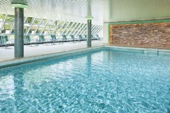 Pool - indoor