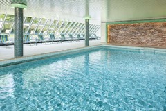 Pool - indoor