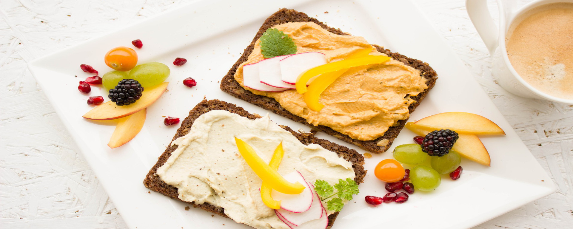 Das SAVOY Hotel Frankfurt Frühstücks-Buffet für Hotelgäste wie auch für Gäste von aussen erwartet Sie Werktags ab 6:00 Uhr!