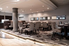 Breakfast Room & Restaurant