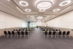 Europa 2 meeting room classroom set-up