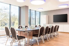 Copenhagen 1 meeting room boardroom set-up
