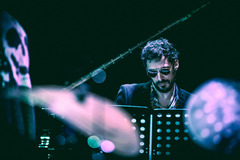 Pericopes +1 steht für modernen, internationalen Jazz zwischen Progressivität und lyrischer Klarheit – ein preisgekröntes Trio mit transatlantischem Spirit.