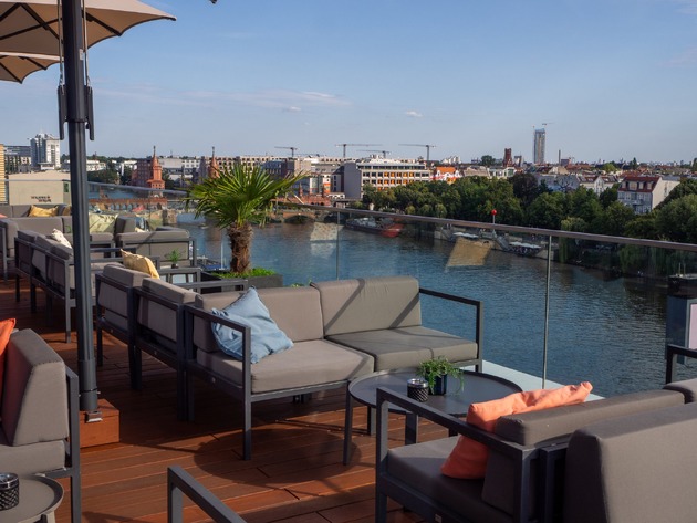 Hotel Indigo Berlin - East Side Gallery by IHG