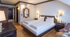 Standard double room in the main building