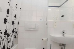 Bathroom 3 BEd room