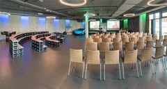 V8 HOTEL Meetingroom POWER