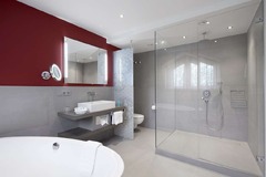 Guest room bath