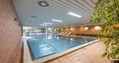 Pool - indoor