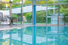 Pool - indoor