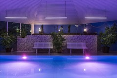 Pool - indoor