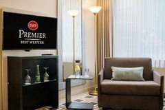 Deluxe Zimmer Living Area