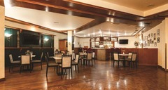 Lobby Bar