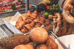 Bread Rolls, Croissants