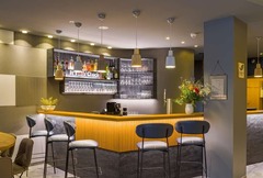 Lobby-Bar