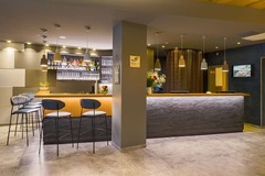 Reception  Lobby-Bar