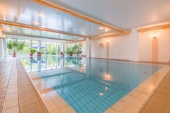 Pool - indoor