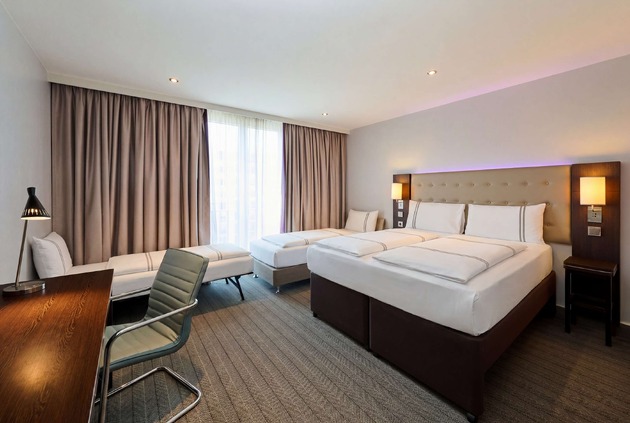 Premier Inn Frankfurt Messe Hotel