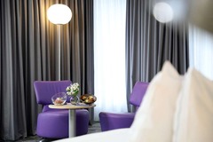 Junior Suite decor