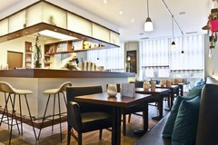 neighbouring stephans bar & food lounge