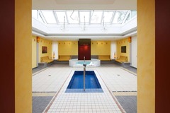 Pool - indoor