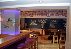 Bar/Cocktail Lounge