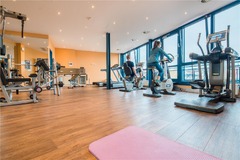 hotel gym 24h