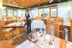breakfast at the conservatory