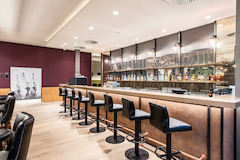 Premier Inn Hamburg St. Pauli bar