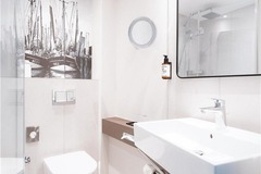 Bathroom comfort double room