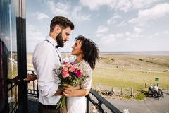 Couple marries at the ‘Dicke Berta’ lighthouse