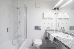 Guest room bath
